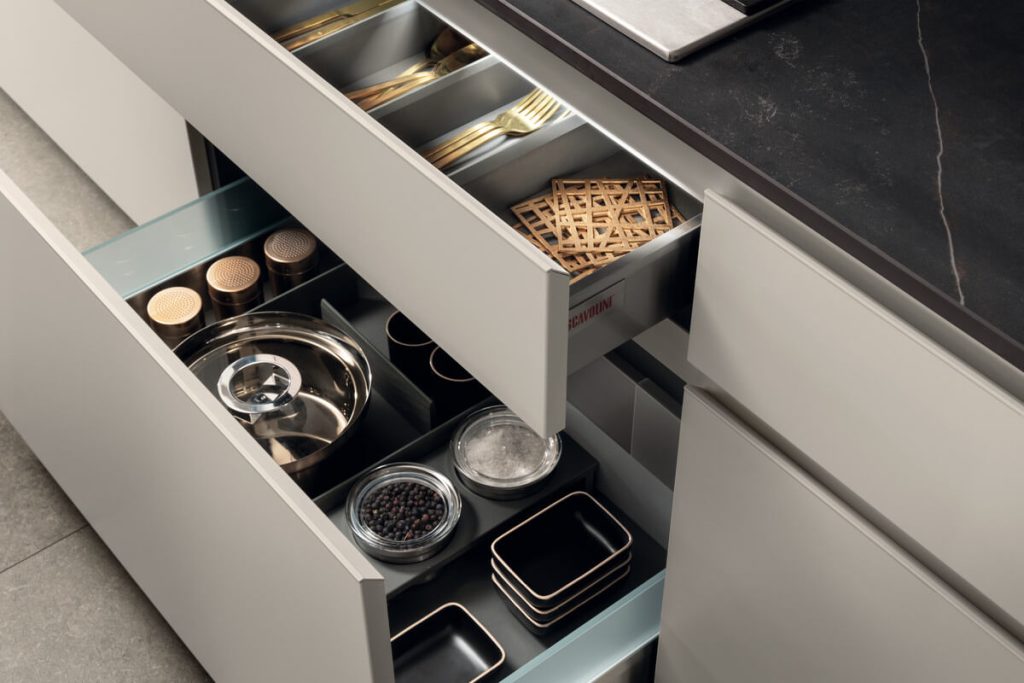 Accessories - Image 7