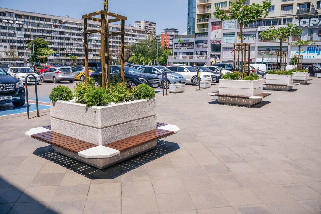 Urban Furniture - Image 4