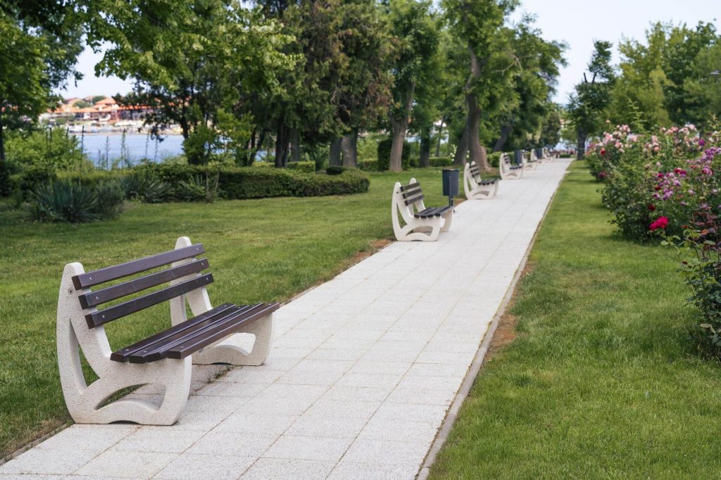 Urban Furniture - Image 5