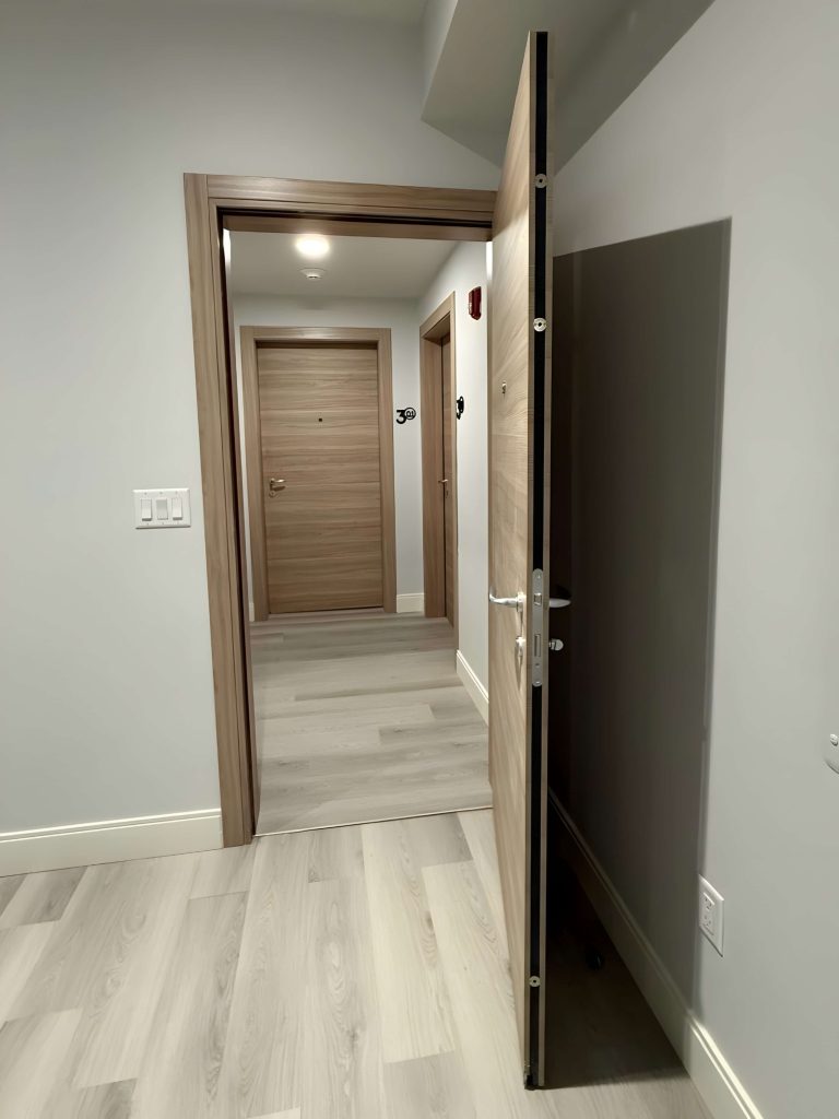 06582161-7B0D-400F-B644-3F01D03CDABC