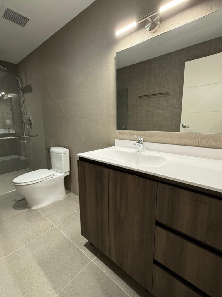 AEBA29FC-F4CE-48D7-AB5D-E5AAC2DBFFAC