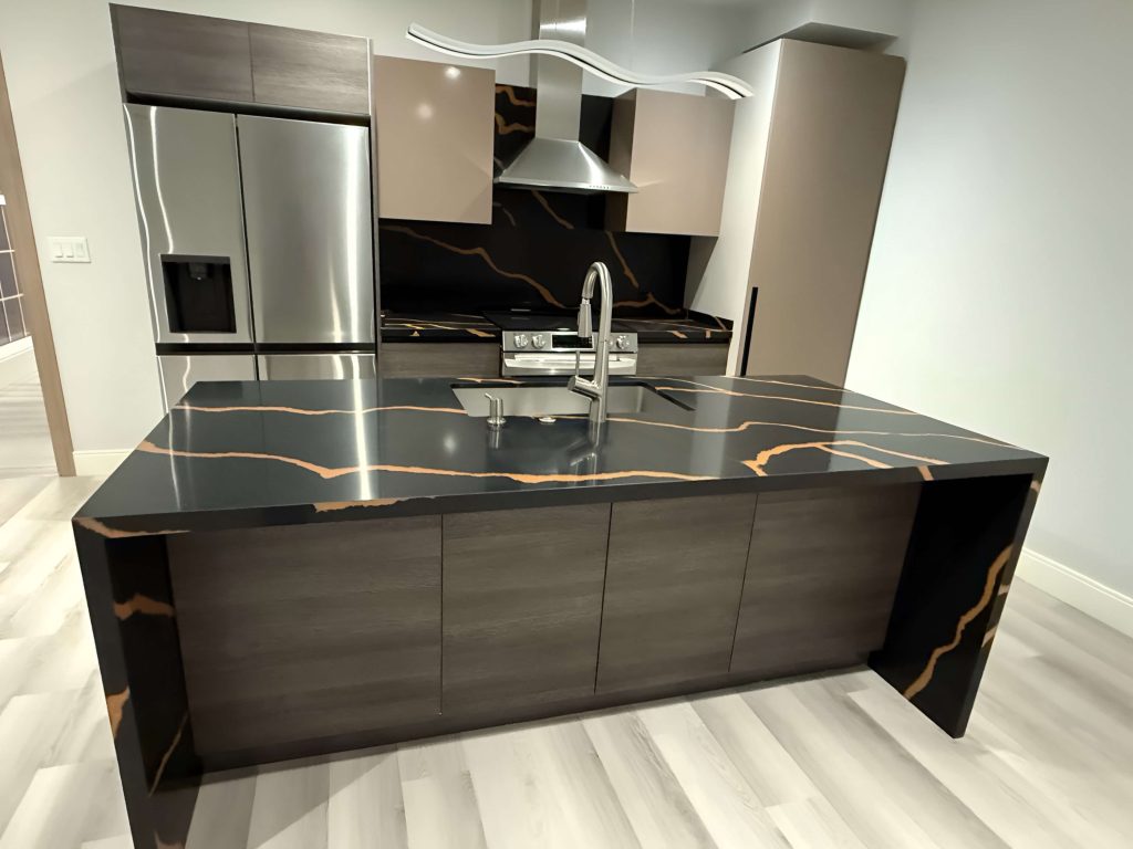 DC4F4BD2-21AF-4527-AD4C-ADAA8D3EE17C