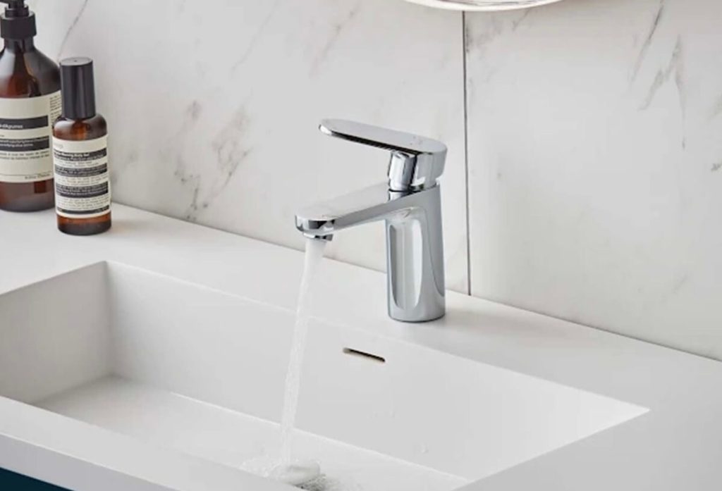 Basin & Taps - Image 6